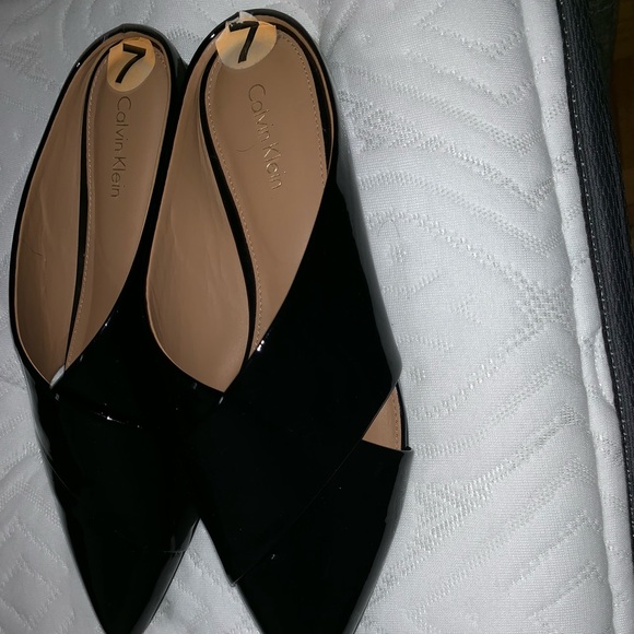 Aladdin shoes ✨ - Picture 2 of 4